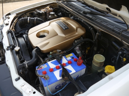 ขายรถตู้เย็น สภาพดี ทำอุณหภูมิ-18 องศา ตู้ได้มาตราฐาน