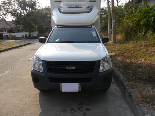 ขายรถตู้เย็น สภาพดี ทำอุณหภูมิ-18 องศา ตู้ได้มาตราฐาน