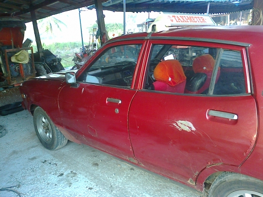 ขายรถเก๋งคลาสสิค DATSUN 120Y เดิมๆ