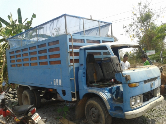 คุณแต๋น 6 ล้อดั๊ม เครื่อง นิสสัน100 แรงม้า สวย ทน แน่น อึด สู้ทุกงาน ทดลองขับได้ทุกวัน ราคาต่อรองได้ครับ..