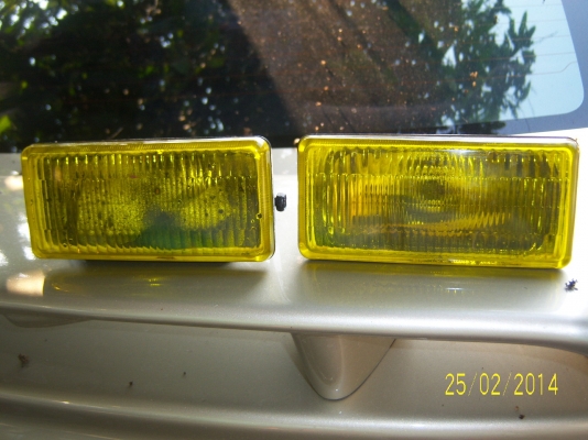 ตาไฟหรี่1คู่