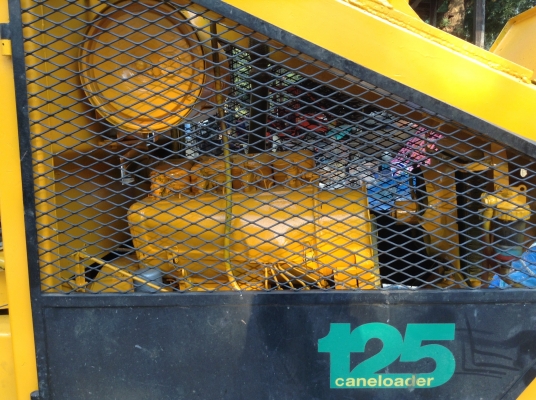 ขายรถคีบอ้อย. 3 ล้อ  มี. 3 ตัว