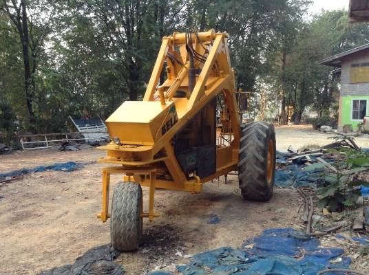 ขายรถคีบอ้อย. 3 ล้อ  มี. 3 ตัว