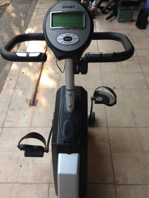 เครื่องออกกำลังกาย แบบจักรยานนั่งปั่น เครื่องออกกำลังกาย แบบจักรยานนั่งปั่น