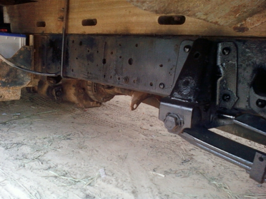 ขออนุญาต พี่เสื่อ ที่เคารพอย่างสูงด้วยและทีมงานtruck2hand สมาชิกทุกท่าน ต้องใช้คำว่าด่าคืนแล้วกันกัน นายอำนาจ ผมไม่ทราบว่าคุณรุ้จักผม หรือไม่รุ้จักผม แต่มึงไม่น่าจะมาด่ากูแบบนี้เลย โครตพ่อโครตแม่กูยังไม่มีใครด่ากูขนาดนี้ มึงเป็นใครใหญ่มาจากที่ไหน กู ขออนุญาต พี่เสื่อ ที่เคารพอย่างสูงด้วยและทีมงานtruck2hand สมาชิกทุกท่าน ต้องใช้คำว่าด่าคืนแล้วกันกัน นายอำนาจ ผมไม่ทราบว่าคุณรุ้จักผม หรือไม่รุ้จักผม แต่มึงไม่น่าจะมาด่ากูแบบนี้เลย โครตพ่อโครตแม่กูยังไม่มีใครด่ากูขนาดนี้ มึงเป็นใครใหญ่มาจากที่ไหน กู