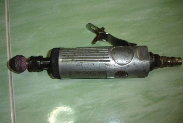 ขายเครื่องเจียร์รูแบบใช้ลมยี่ห้อ RAMBO งาน taiwan คับ