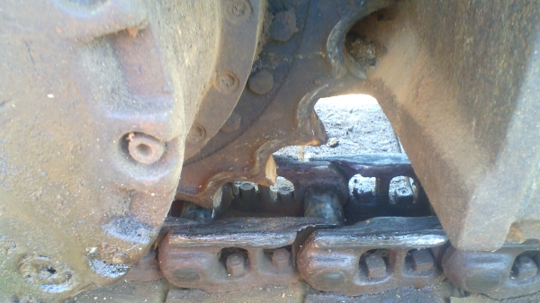 รถแบคโฮ KOBELCO  K907 B ขนาดเท่า CAT E200 ติดหัวคีบเหล็ก รถราคาประหยัด ชอบราคาเท่าไรต่อรองได้ครับ