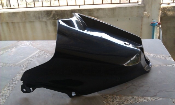 ครอบถังหน้า R1 2010 ทำสีเรียบร้อยสวยถูก ครอบถังหน้า R1 2010 ทำสีเรียบร้อยสวยถูก