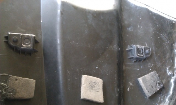 ครอบถังหน้า R1 2010 ทำสีเรียบร้อยสวยถูก ครอบถังหน้า R1 2010 ทำสีเรียบร้อยสวยถูก