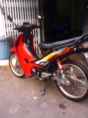 wave100สวยเครื่องดีครับประหยัดด้วยต่อลองราคาได้