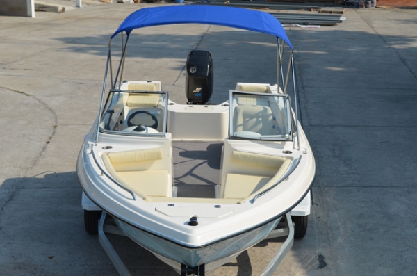 SeaFox 205 125HP Mercury 2003 (20.5 feet) SeaFox 205 125HP Mercury 2003 (20.5 feet)