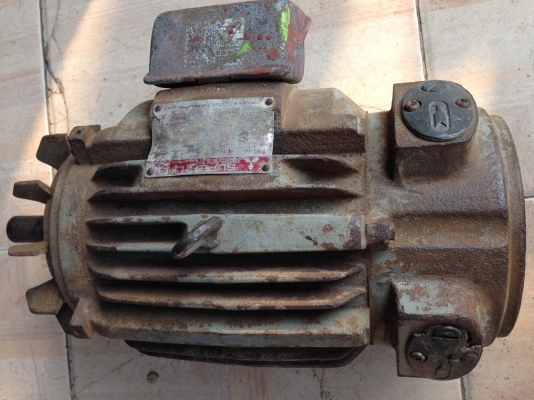 มอเตอร์มิตซูถ่าน 134 เดิมๆ ทุ่นสวย