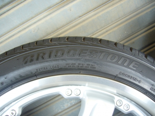 ขายล้อขอบ 17" พร้อมยางสวยๆๆ ด่วนๆๆ 15000บ. ขายล้อขอบ 17" พร้อมยางสวยๆๆ ด่วนๆๆ 15000บ.