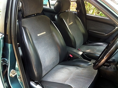 ท้ายโด่งไฟท้ายแยก ออโต้รถบ้านแท้ไม่ใช่Taxiคับ พร้อมใช้ถูกเลยคับ