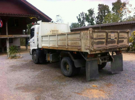 รถฮีโน่ 6 ล้อดั้ม 150 แรงม้า. ปี 50. ( รถวิ่ง 2xx,xxx กม. ) สนใจติดต่อ 081 - 6079515 รถฮีโน่ 6 ล้อดั้ม 150 แรงม้า. ปี 50. ( รถวิ่ง 2xx,xxx กม. ) สนใจติดต่อ 081 - 6079515