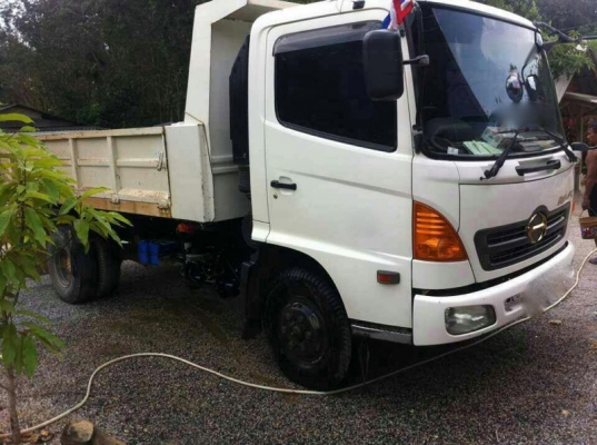 รถฮีโน่ 6 ล้อดั้ม 150 แรงม้า. ปี 50.  ( รถวิ่ง 2xx,xxx กม. )  สนใจติดต่อ 081 - 6079515