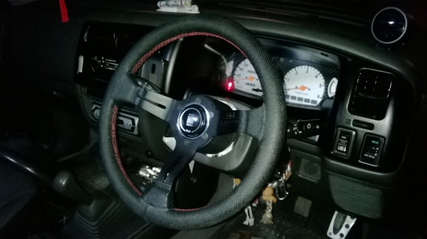 ขายพวงมาลัย NARDI ก้านดอกไม้ 13 นิ้ว ขายพวงมาลัย NARDI ก้านดอกไม้ 13 นิ้ว