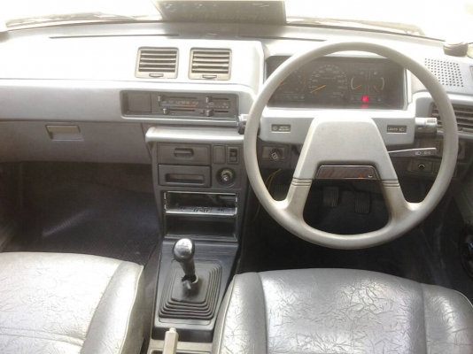 มิตซูบิชิ แชมป์ 1.3 ปี91 สีแดง เกียร์ธรรมดา สวยๆ เดิมๆ ขายไม่แพง มิตซูบิชิ แชมป์ 1.3 ปี91 สีแดง เกียร์ธรรมดา สวยๆ เดิมๆ ขายไม่แพง