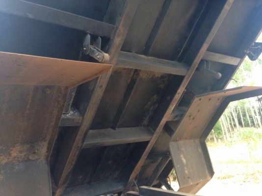 รถอีซูซุ 6 ล้อดั้ม FRR  210 แรงม้า. ปี 54   ( รถวิ่ง 55,xxx กม. )   สนใจติดต่อ 081 - 6079t515