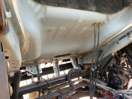 รถอีซูซุ 6 ล้อดั้ม FRR  210 แรงม้า. ปี 54   ( รถวิ่ง 55,xxx กม. )   สนใจติดต่อ 081 - 6079t515