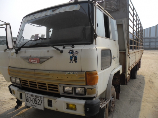 ขายรถบรรทุก HINO FD176B ยาว 6 ม.เครื่อง HO7C 185 แรงเครื่องดีมากๆหัวบางยางดีภายในสวยทะเบียนเต็ม 6 เส้ม