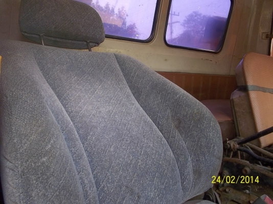 ขาย10ล้อดั้ม2เพลา HINOFM17 เครื่องHO7C เบรคทรีปฟี่ แอร์ กระบะปีเนียม