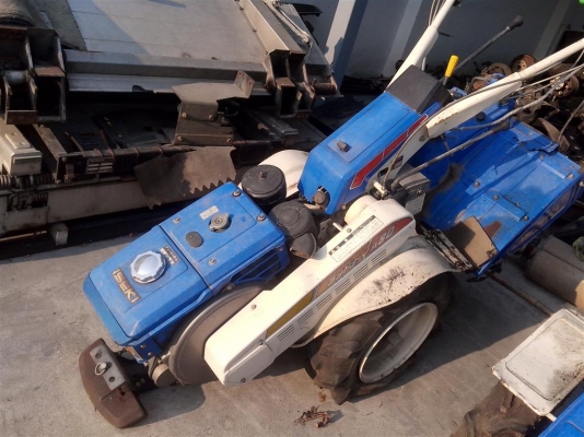 ขายรถพรวนดิน 2  คัน แยกได้ครับ คันละ 40,000 บาท