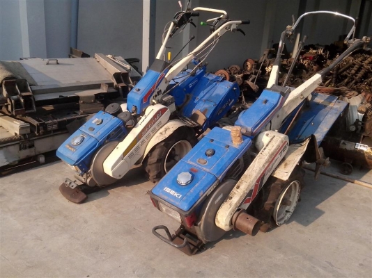 ขายรถพรวนดิน 2  คัน แยกได้ครับ คันละ 40,000 บาท