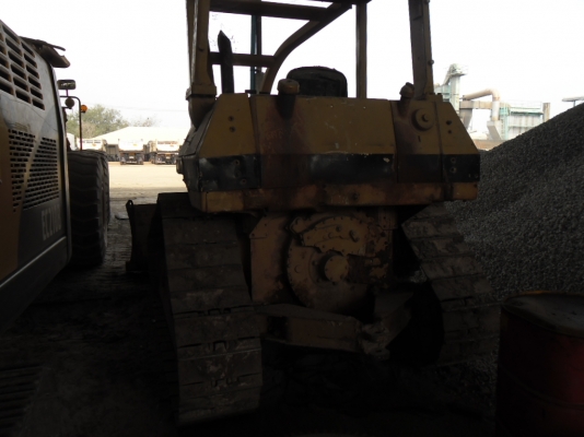 ขายรถแทรกเตอร์ CAT D4H สภาพพร้อมใช้เอกสารใบสัญญาซื้อขาย