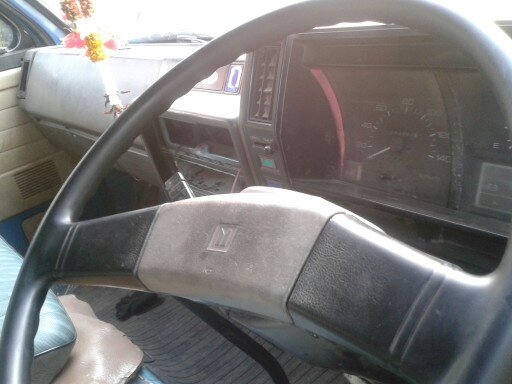 isuzu115 Fหน้า-หลัง6น็อต  เครื่องดีครัชซีสวยราคาต่อรองใด้ครับ เอกสารพร้อมโอน 088-7243147 เจ้าของรถ