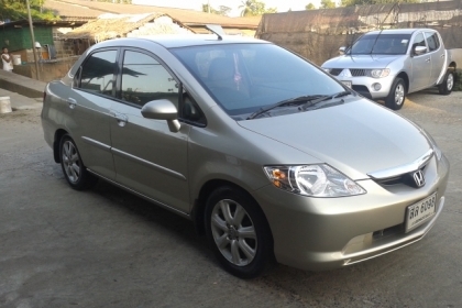 ขายรถบ้านสวยๆปี03 HONDA CITY1.5 E i-DSI(เกียรฺออโต้)ถุงลมเบครABSตัวท๊อบสุด(มีประกันชั้น1)วิ่งน้อย