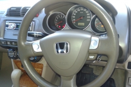 ขายรถบ้านสวยๆปี03 HONDA CITY1.5 E i-DSI(เกียรฺออโต้)ถุงลมเบครABSตัวท๊อบสุด(มีประกันชั้น1)วิ่งน้อย