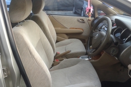 ขายรถบ้านสวยๆปี03 HONDA CITY1.5 E i-DSI(เกียรฺออโต้)ถุงลมเบครABSตัวท๊อบสุด(มีประกันชั้น1)วิ่งน้อย