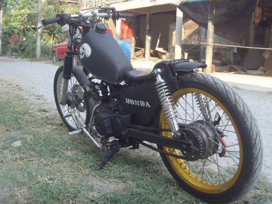 ร้อนเงินขาย mini old school 110cc ทะเบียนพร้อมโอน ราคา15000