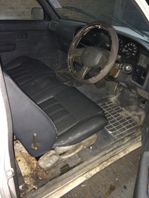 98,000 บาท ขายกะบะ Toyota Hilux Mighty-x ปี 93 98,000 บาท ขายกะบะ Toyota Hilux Mighty-x ปี 93