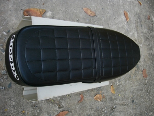 ขายเบาะพื้นเหล็กงานเก่า honda yamaha suzuki kawasaki