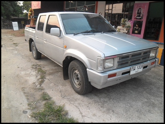 นิสสัน 4 ประตู สภาพสวยๆ