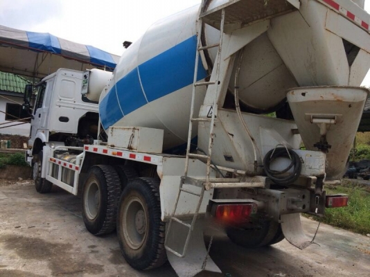 รถ จีน. 10 ล้อ โม่ปูน ปี 55. ( ปลายปี. ) สนใจติดต่อ 081 - 6079515 รถ จีน. 10 ล้อ โม่ปูน ปี 55. ( ปลายปี. ) สนใจติดต่อ 081 - 6079515