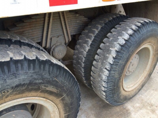 รถ จีน. 10 ล้อ โม่ปูน ปี 55. ( ปลายปี. ) สนใจติดต่อ 081 - 6079515 รถ จีน. 10 ล้อ โม่ปูน ปี 55. ( ปลายปี. ) สนใจติดต่อ 081 - 6079515