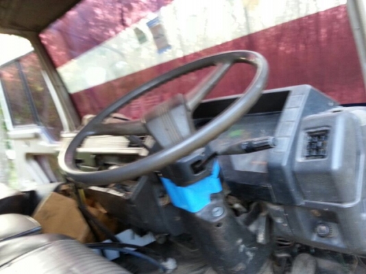 รถมิตซู 10 ล้อดั้ม FN527 - TF  220 แรงม้า.  ปี 40   สนใจติดต่อ 081 - 6079515