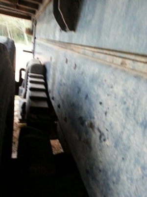 รถมิตซู 10 ล้อดั้ม FN527 - TF  220 แรงม้า.  ปี 40   สนใจติดต่อ 081 - 6079515