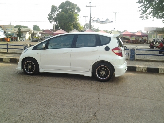 HONDA JAZZ 1.5 V TEC เกียออโต้ ปี54 ไม่กินแกส รถสาวใช้มือเดว วิ่ง 6หมื่นโลแท้ เล่มพร้อมโอน HONDA JAZZ 1.5 V TEC เกียออโต้ ปี54 ไม่กินแกส รถสาวใช้มือเดว วิ่ง 6หมื่นโลแท้ เล่มพร้อมโอน