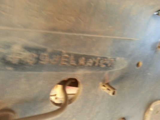 รถฮีโน่  6 ล้อดั้ม 175 แรงม้า. ปี 55  ( รถวิ่ง 6x,xxx กม. )   สนใจติดต่อ 081 - 6079515