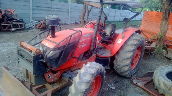 คูโบต้า M 9540 พร้อมใบมีดหน้า และ หาง มือสองถูกม๊าก มาก ราคา 450,000 คันนี้สวยครับ