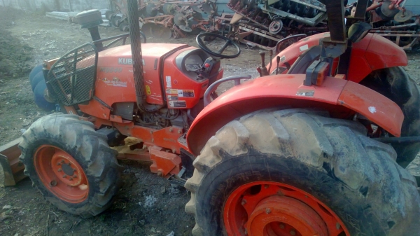 คูโบต้า M 9540 พร้อมใบมีดหน้า และ หาง มือสองถูกม๊าก มาก ราคา 450,000 คันนี้สวยครับ