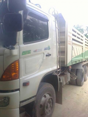 รถฮีโน่ 10 ล้อดั้ม  380 แรงม้า. ปี 54  ( ขายแม่ , ลูก )   สนใจติดต่อ 081 - 6079515