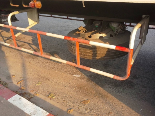 หางสามเพลา ยี่ห้อพนัส