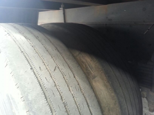 รถอีซูซุ 10 ล้อ รั้ว FVM 240 แรงม้า. ปี 55  สนใจติดต่อ 081 - 6079515