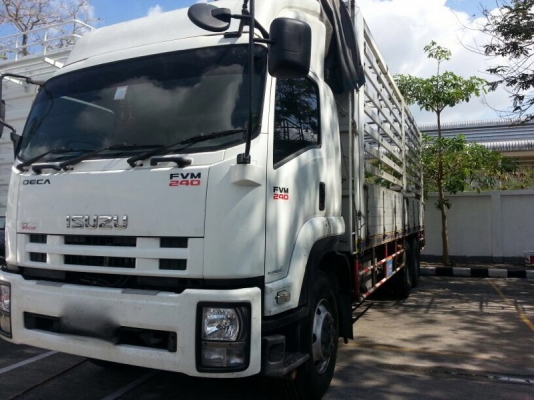 รถอีซูซุ 10 ล้อ รั้ว FVM 240 แรงม้า. ปี 55  สนใจติดต่อ 081 - 6079515