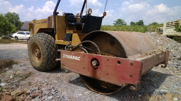 รถบด10ตันDYNAPAC ใช้งานอยู่..เพลาเดียว สั่นสะเทือนดี เล่มพร้อม...
